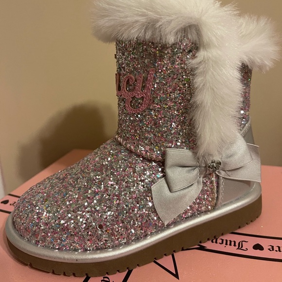 New size Toddler girls silver/pink Juicy Couture
